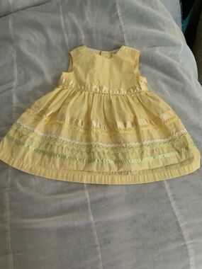 Baby Small Wonders Girls Butter Yellow Ribbons 6-9m Dress Spring 100% Cotton